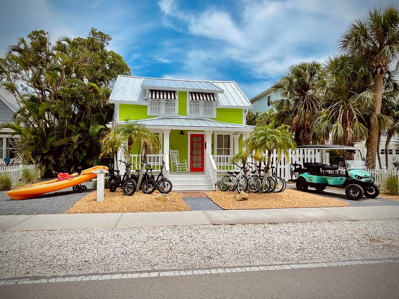 Crabby Joes Cart Rentals Services